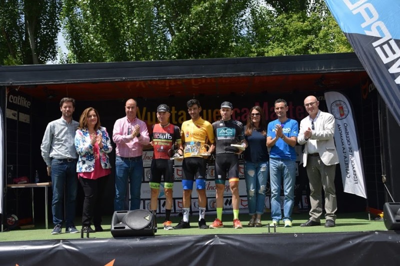 Podio Vuelta a Cuenca